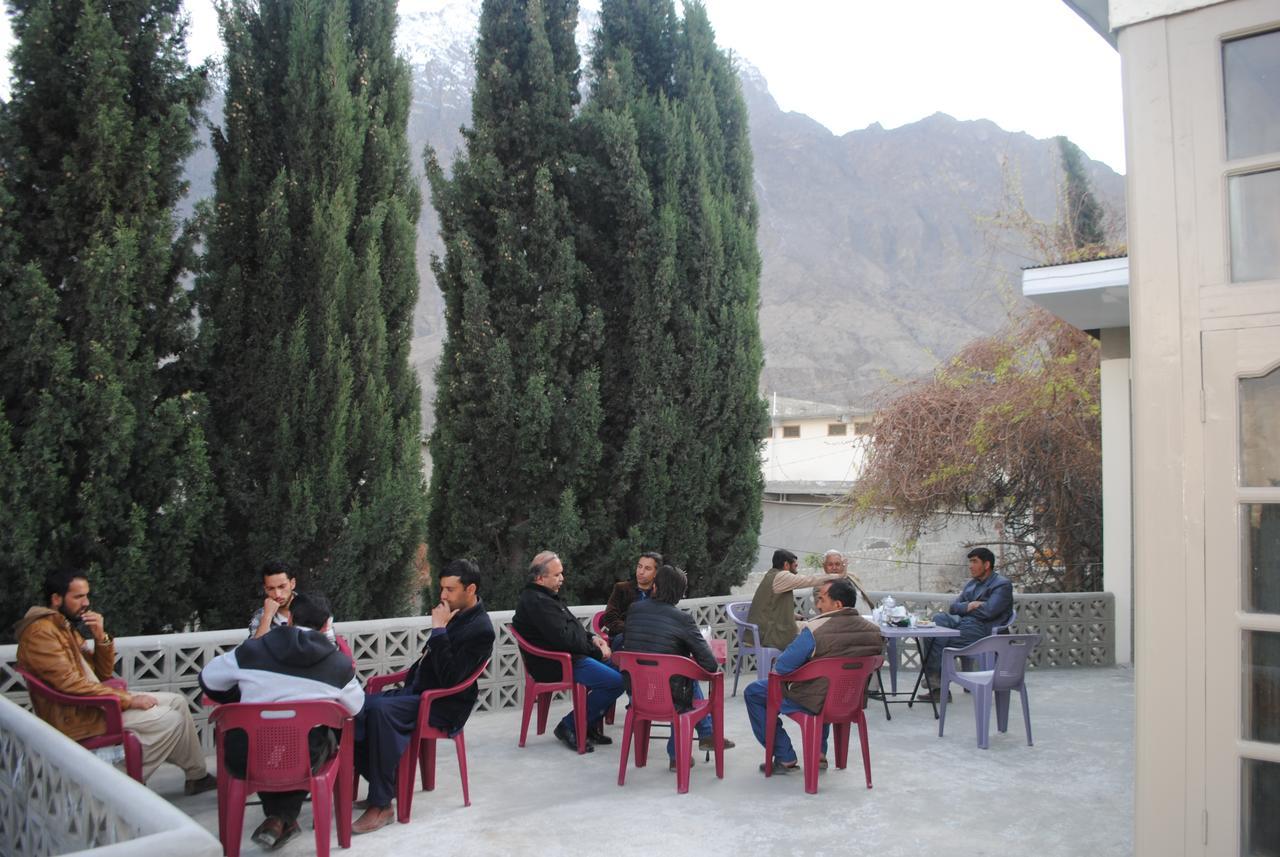 Cozy Lodge Gilgit Exterior photo