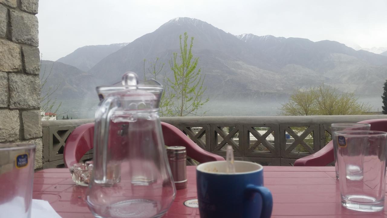 Cozy Lodge Gilgit Exterior photo